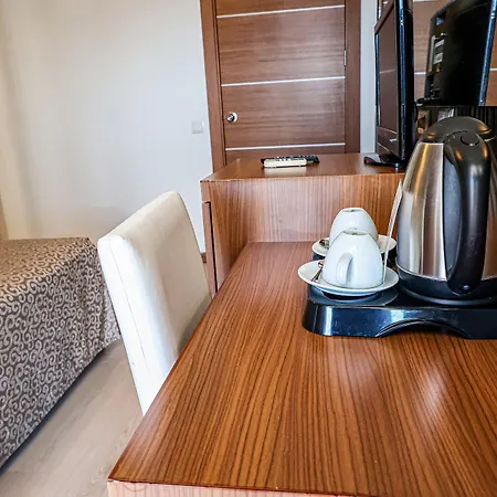 Riviera 3* Konyaalti