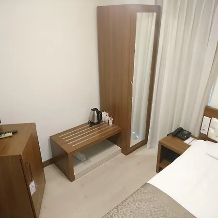 Riviera 3* Konyaalti