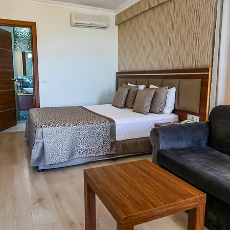 Riviera Hotell