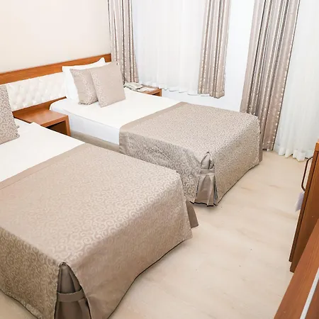 Riviera 3* Konyaalti